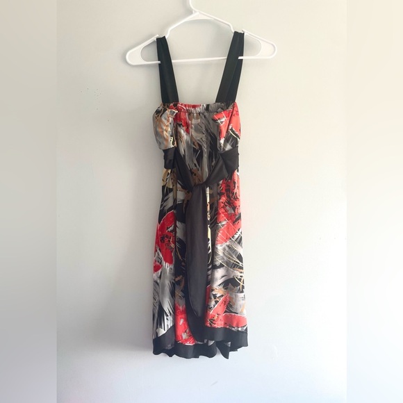Y2K Flowy Dress with Abstract Print - Picture 4 of 7